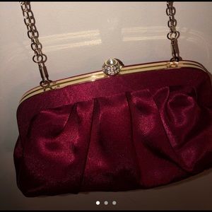 Satin maroon handbag !